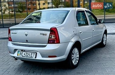 Седан Renault Logan 2011 в Днепре