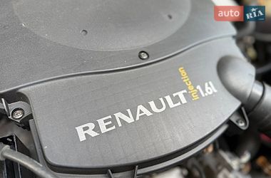 Седан Renault Logan 2011 в Днепре