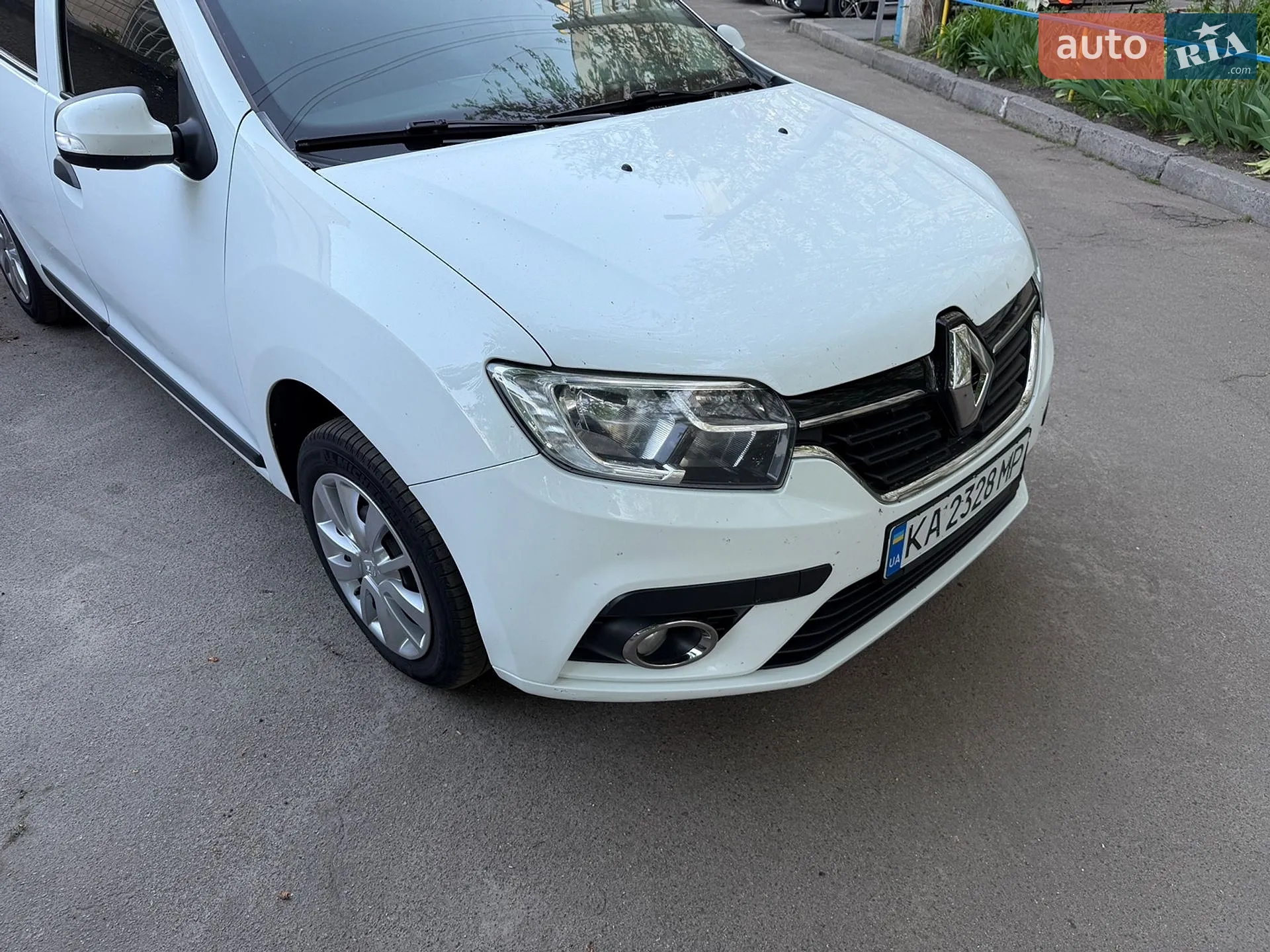2017 Renault Logan - мініатюра 8