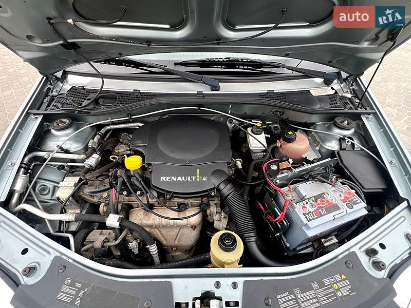 Седан Renault Logan 2010 в Козельщині