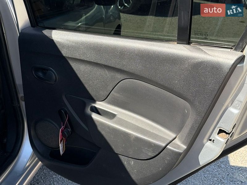 Седан Renault Logan 2013 в Кропивницком