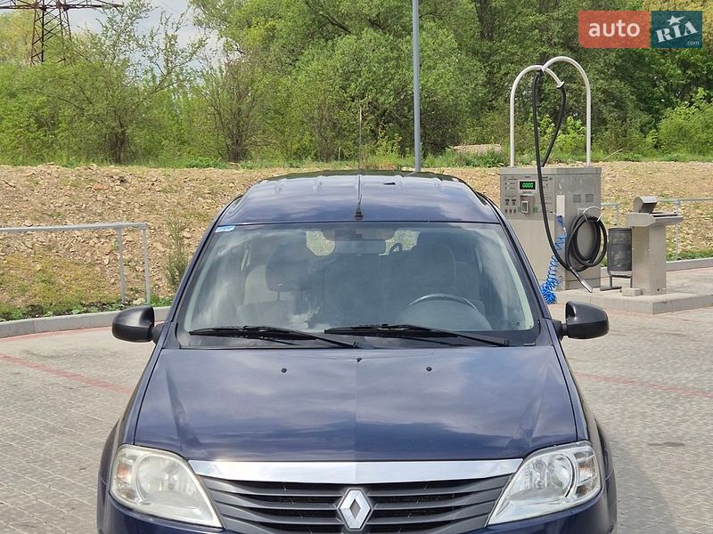 Универсал Renault Logan 2009 в Ивано-Франковске