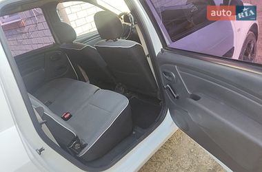 Универсал Renault Logan 2012 в Новой Водолаге