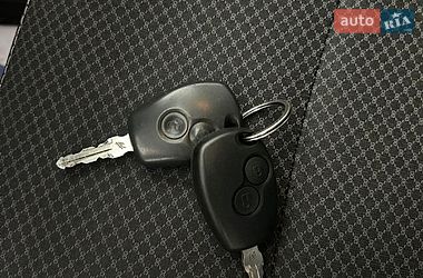 Седан Renault Logan 2014 в Чернигове
