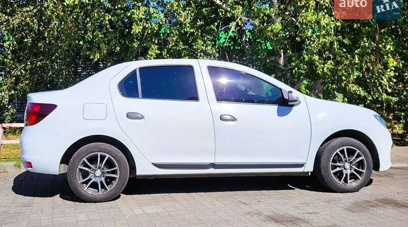 Седан Renault Logan 2019 в Днепре