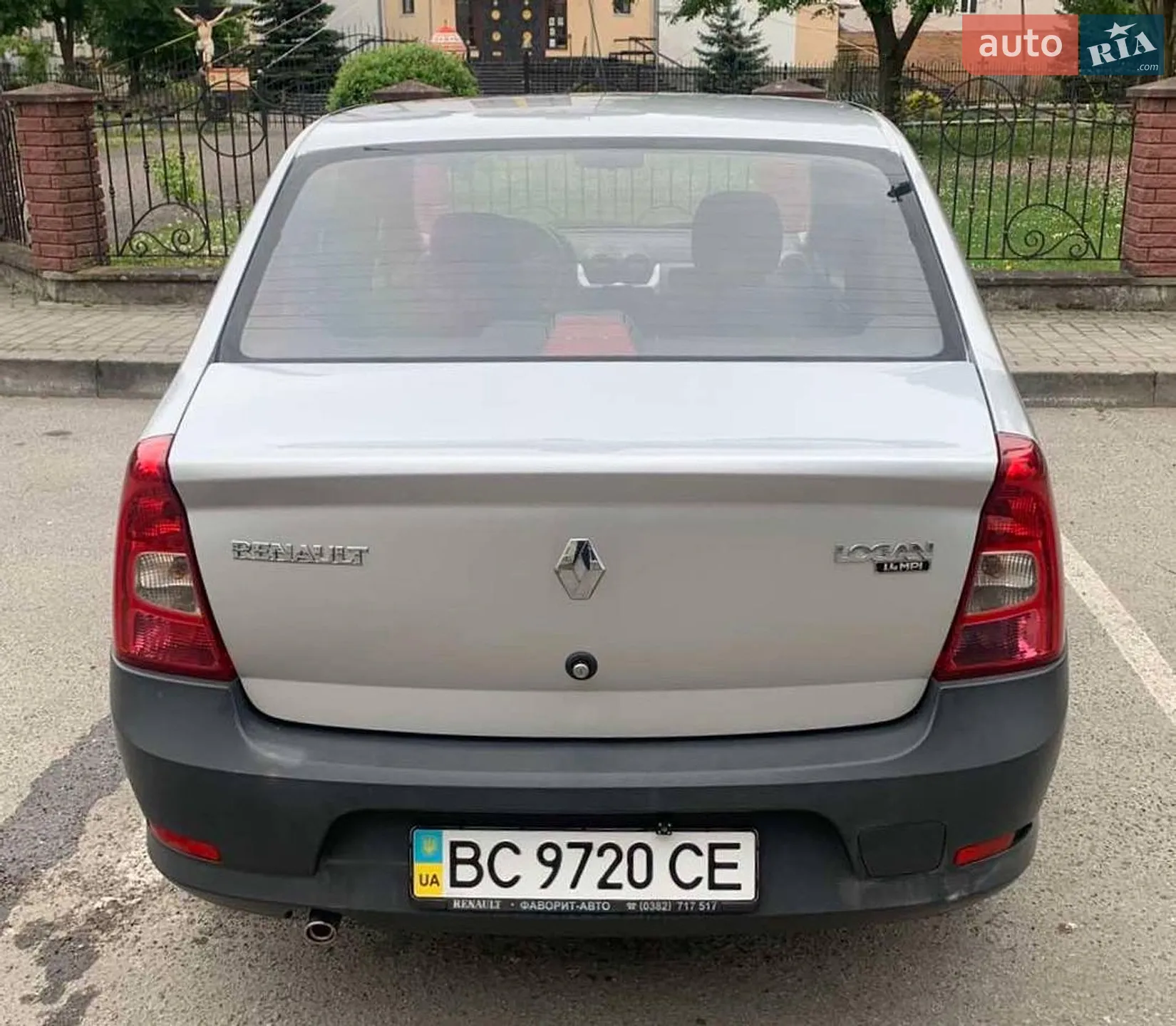 2010 Renault Logan - мініатюра 4