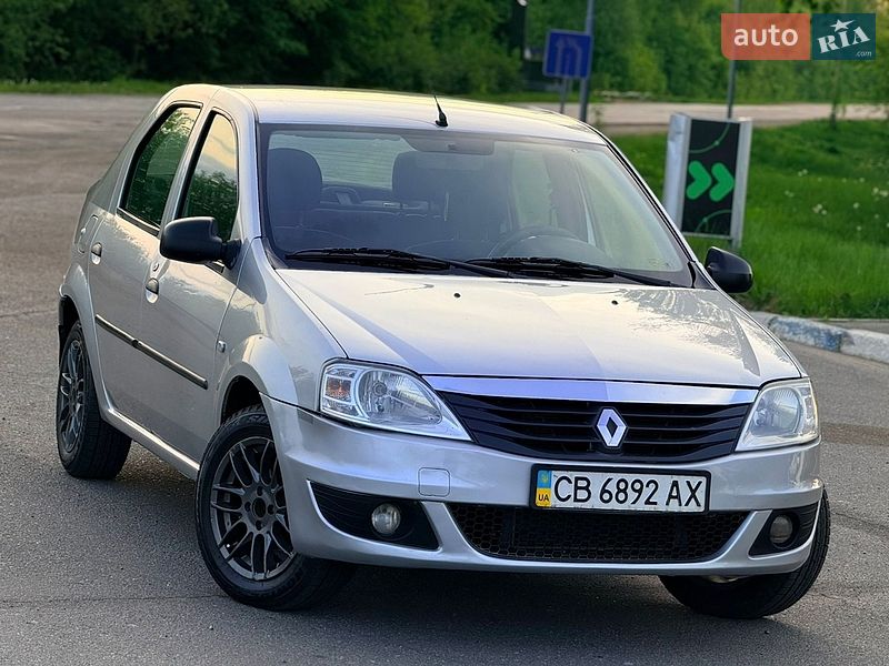 Седан Renault Logan 2011 в Мене