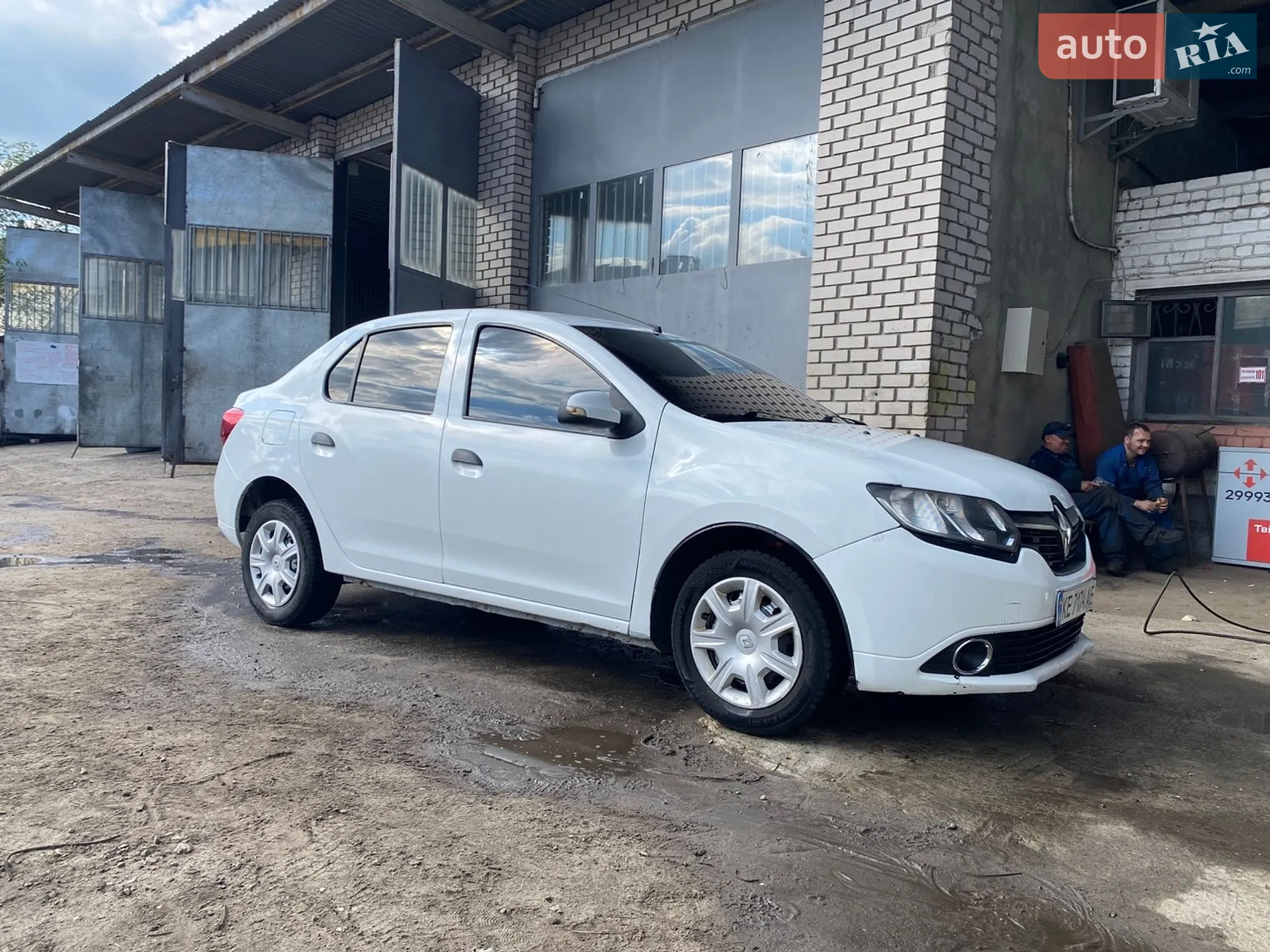 2016 Renault Logan - мініатюра 2