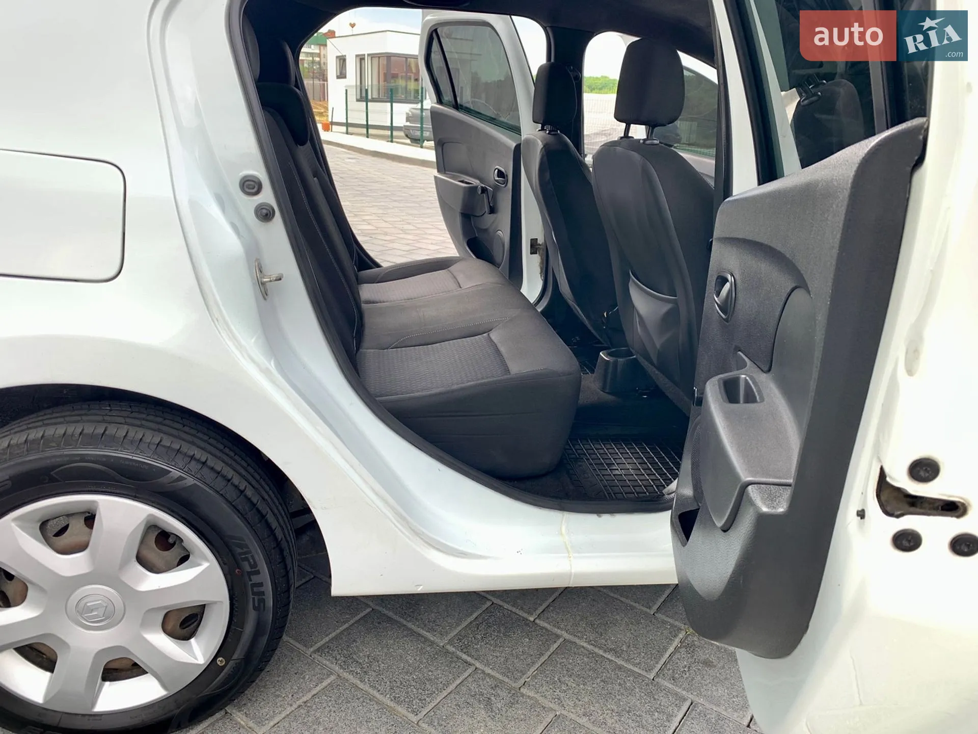 2019 Renault Logan - мініатюра 14
