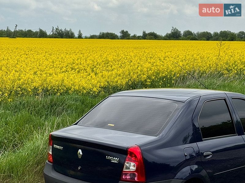 Седан Renault Logan 2009 в Ивано-Франковске