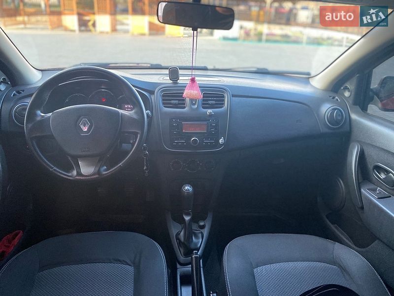 Седан Renault Logan 2014 в Первомайську