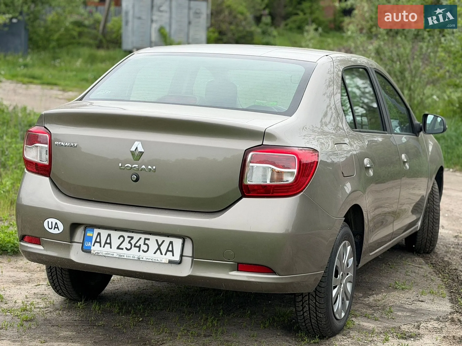 2015 Renault Logan - мініатюра 10