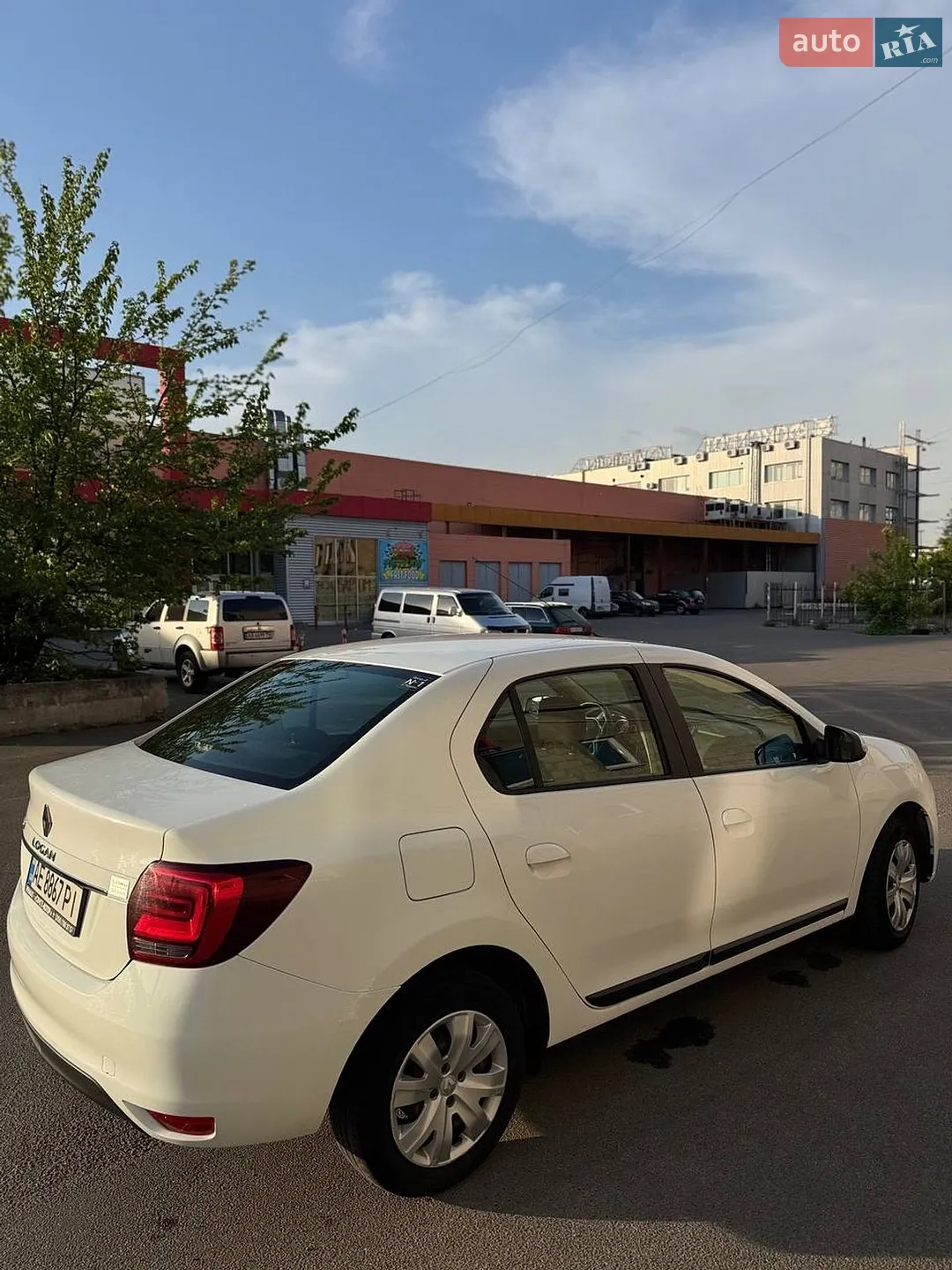 2020 Renault Logan - мініатюра 4
