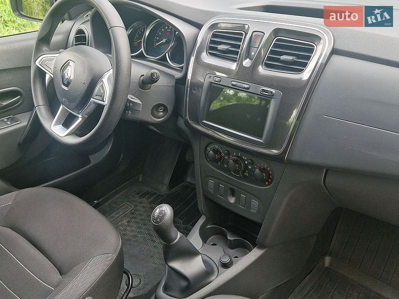 Седан Renault Logan 2021 в Києві