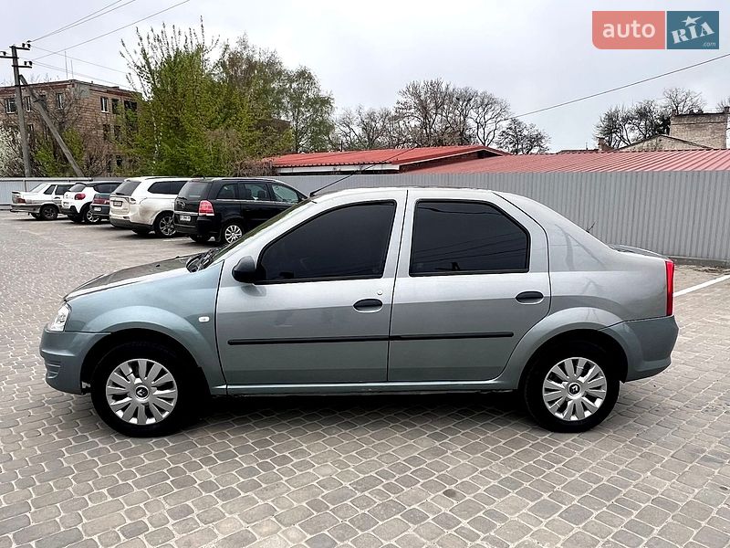 Седан Renault Logan 2010 в Кременчуці фото 6 Седан Renault Logan 2010 в Кременчуці