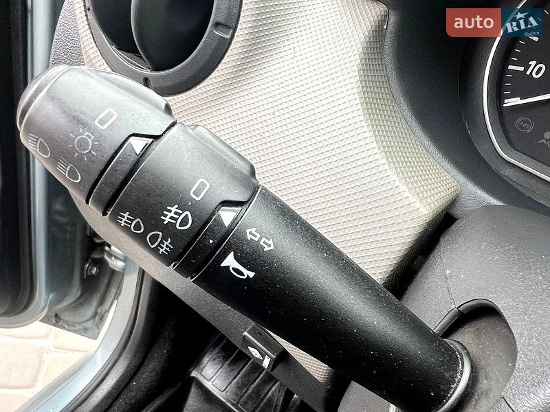 Седан Renault Logan 2010 в Кременчуці фото 29 Седан Renault Logan 2010 в Кременчуці