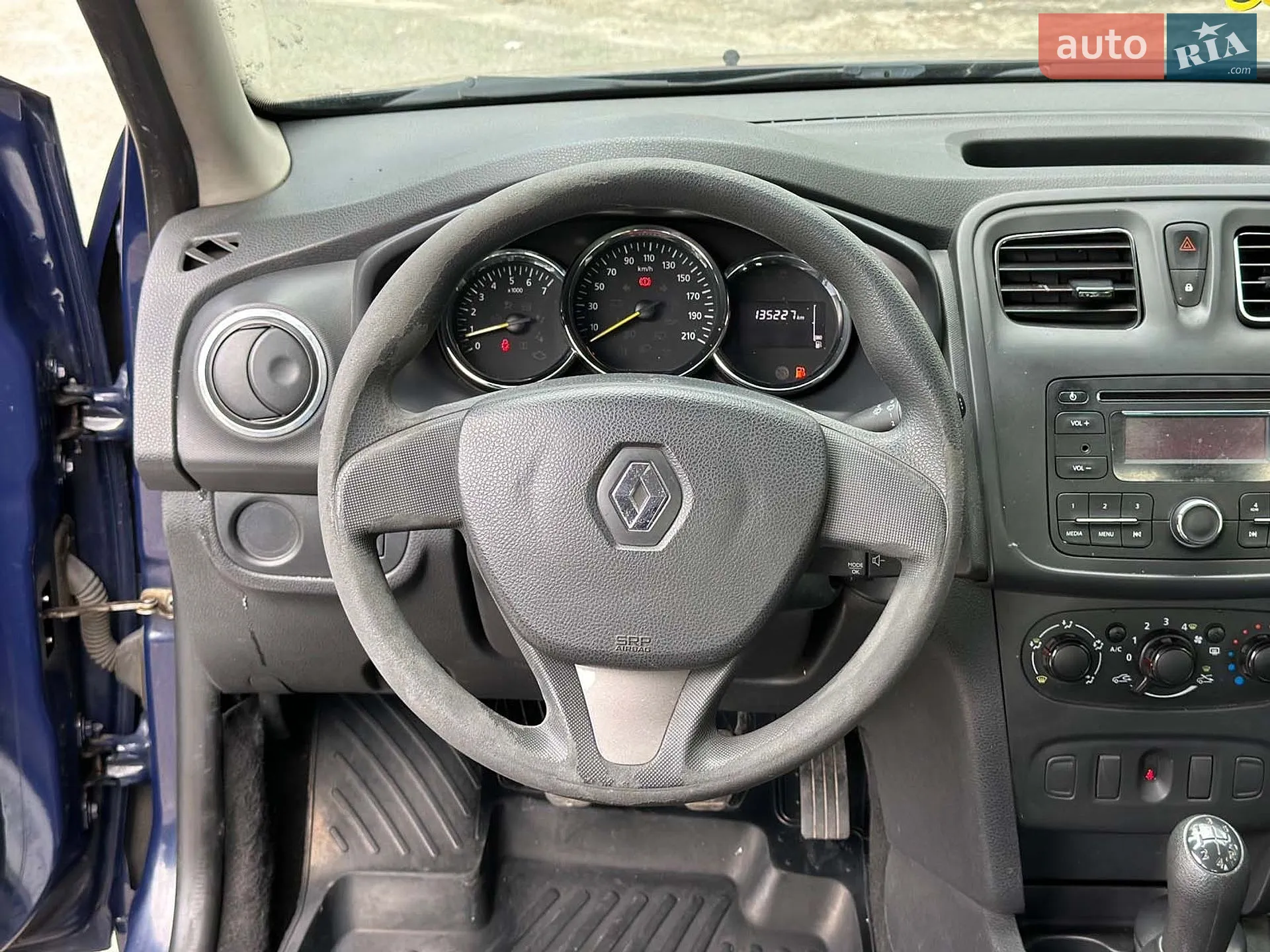2015 Renault Logan - мініатюра 22