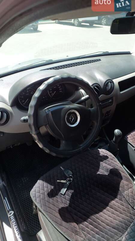 Седан Renault Logan 2010 в Кам'янець-Подільському