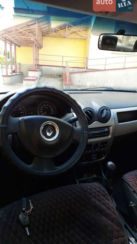 Седан Renault Logan 2010 в Кам'янець-Подільському