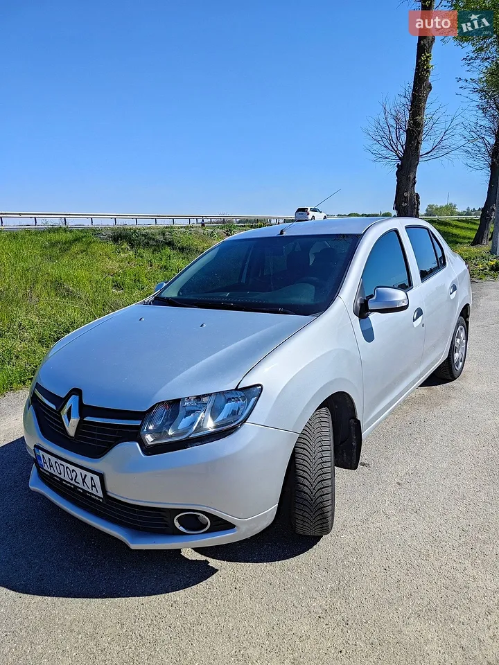 2015 Renault Logan - мініатюра 13