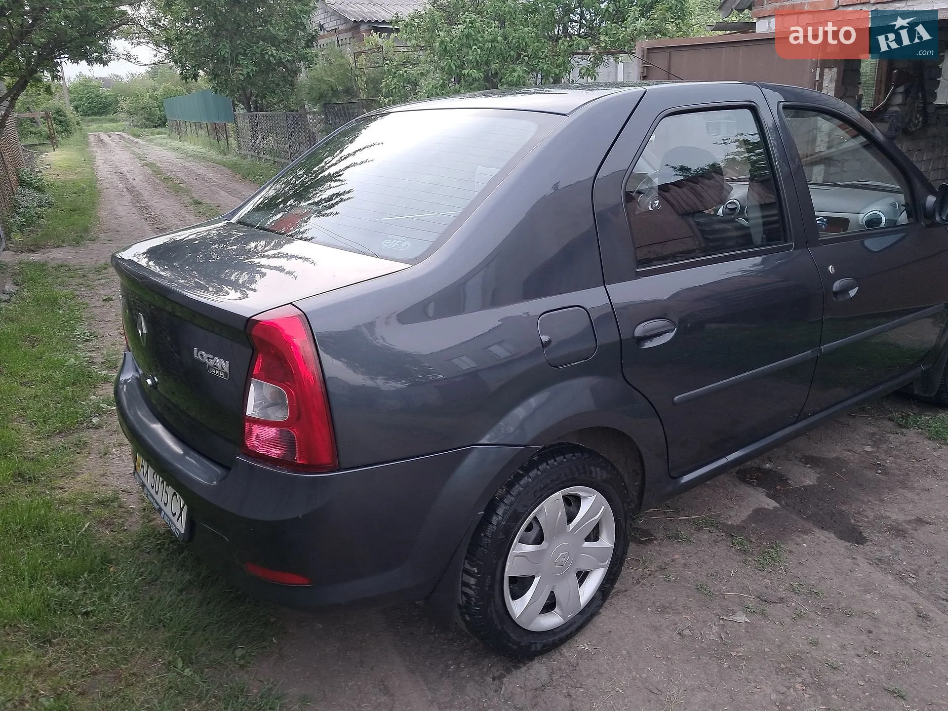 2012 Renault Logan - мініатюра 3