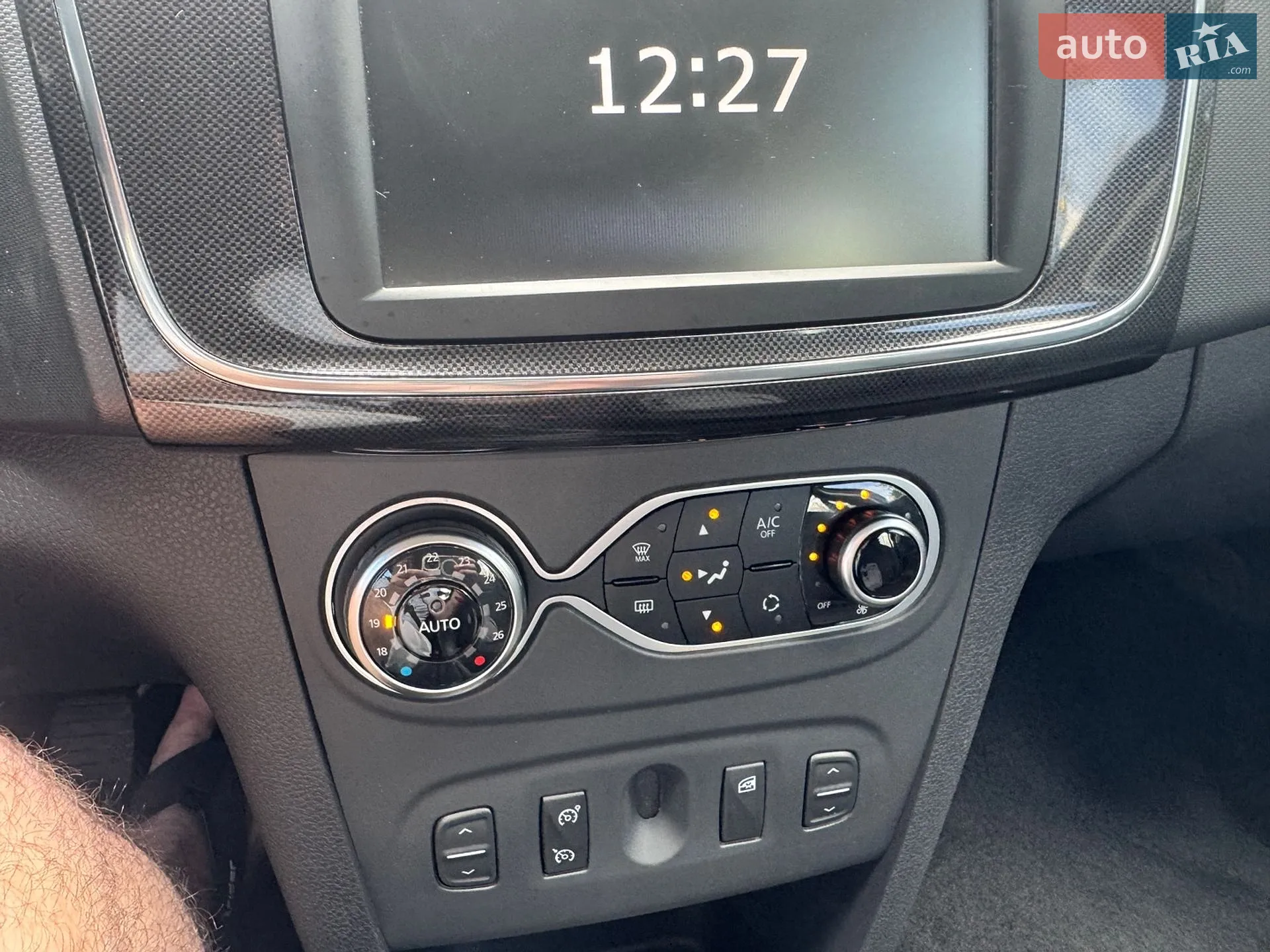 2019 Renault Logan - мініатюра 17