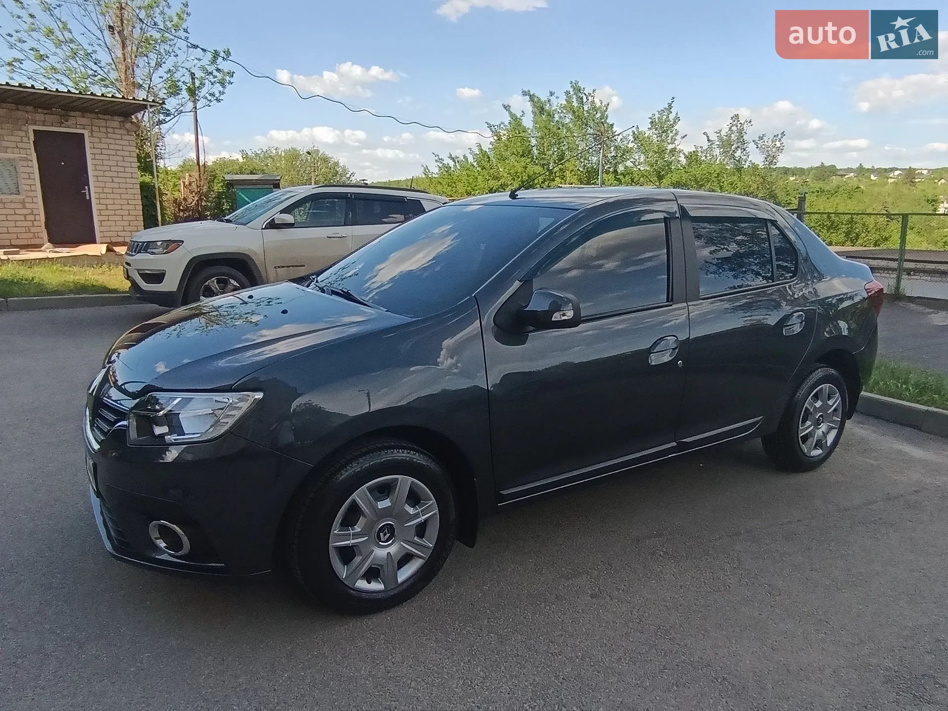 2020 Renault Logan - мініатюра 2