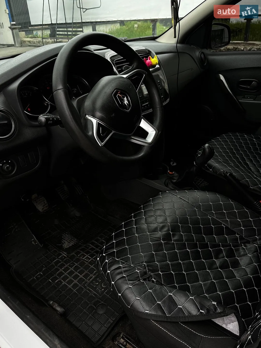 2019 Renault Logan - мініатюра 10
