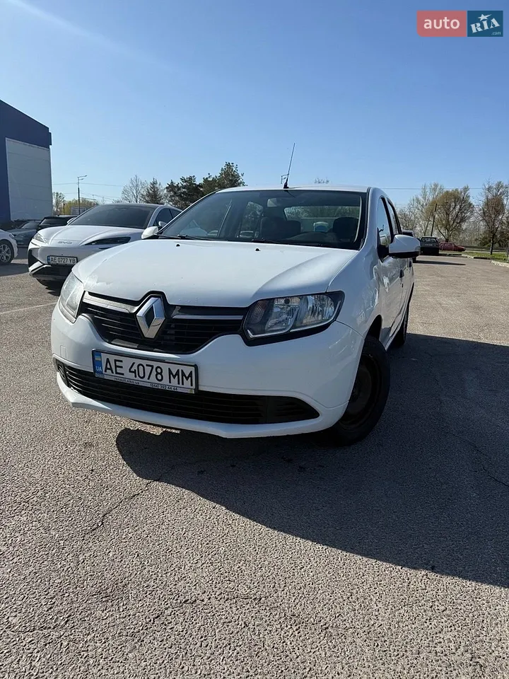 2015 Renault Logan - мініатюра 9
