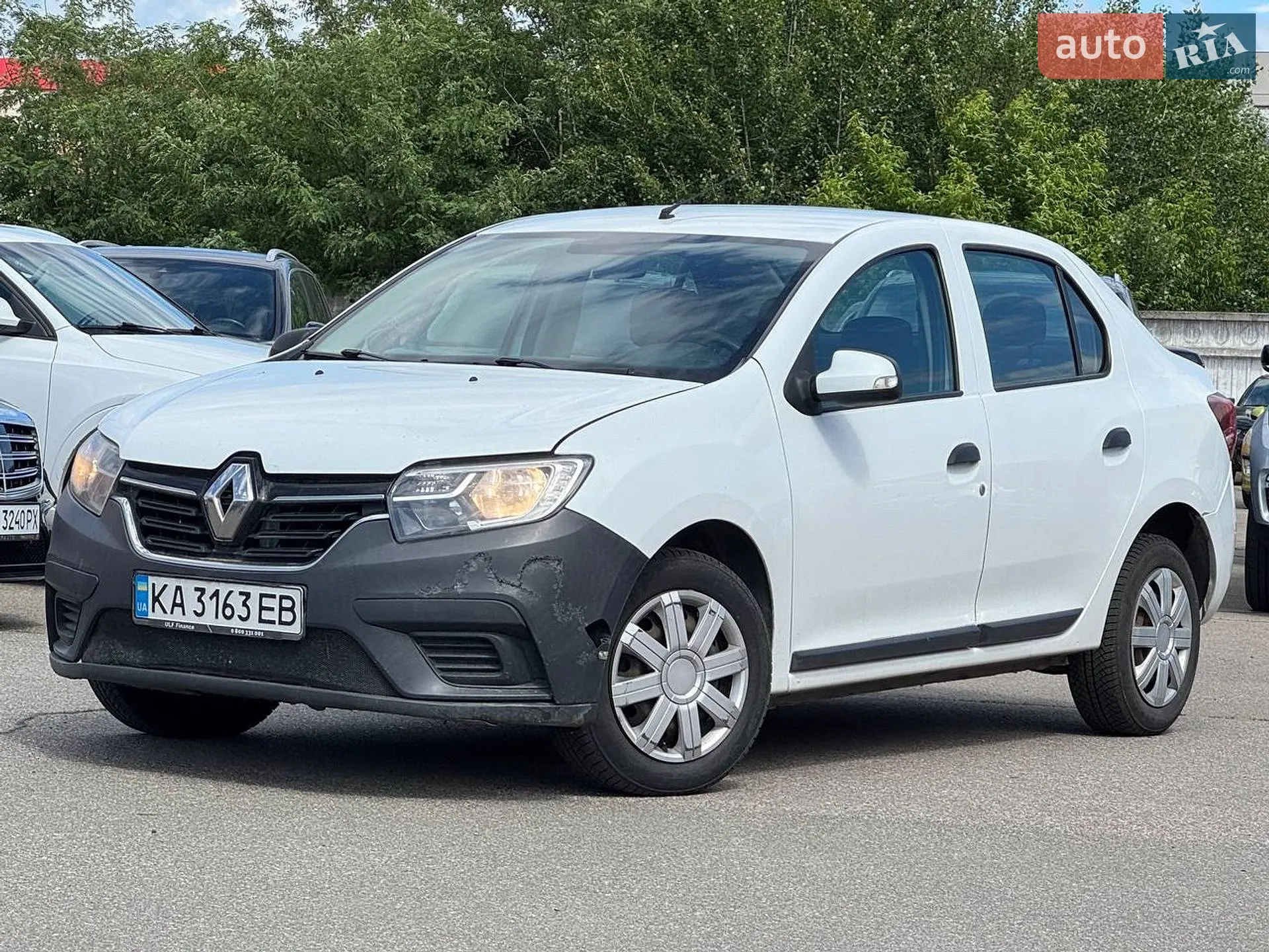 2019 Renault Logan - фото 1