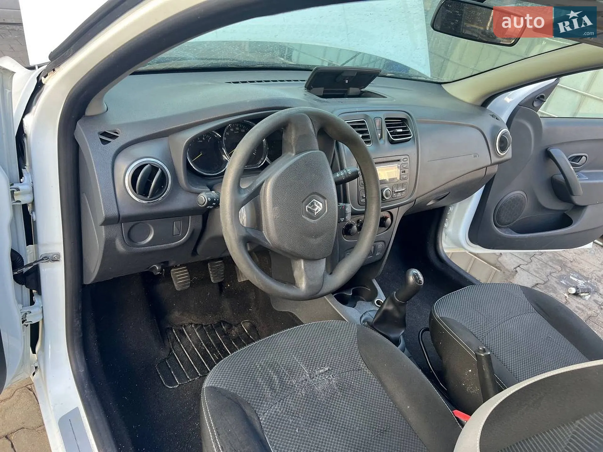 2013 Renault Logan - мініатюра 5