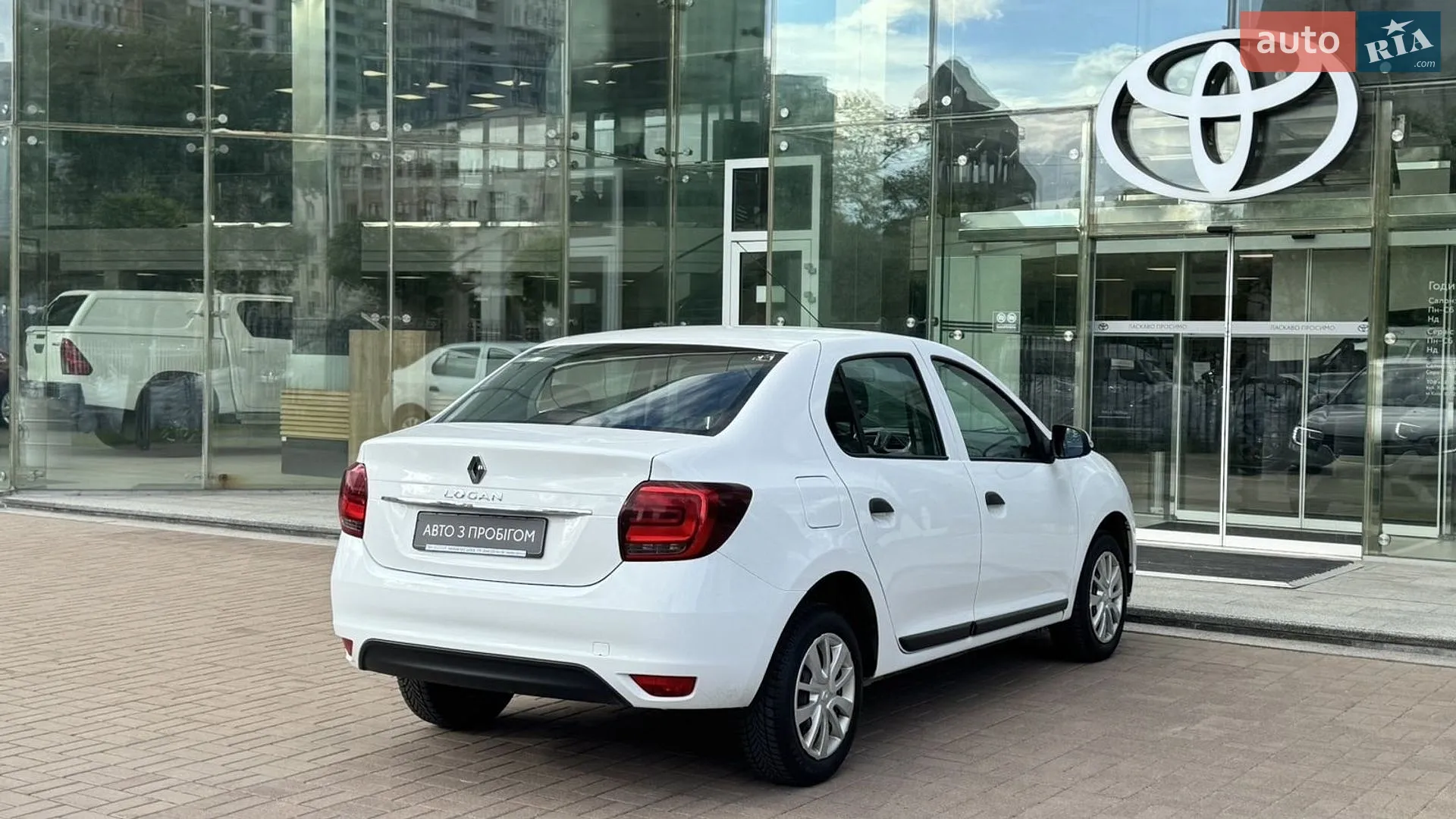 2021 Renault Logan - мініатюра 17