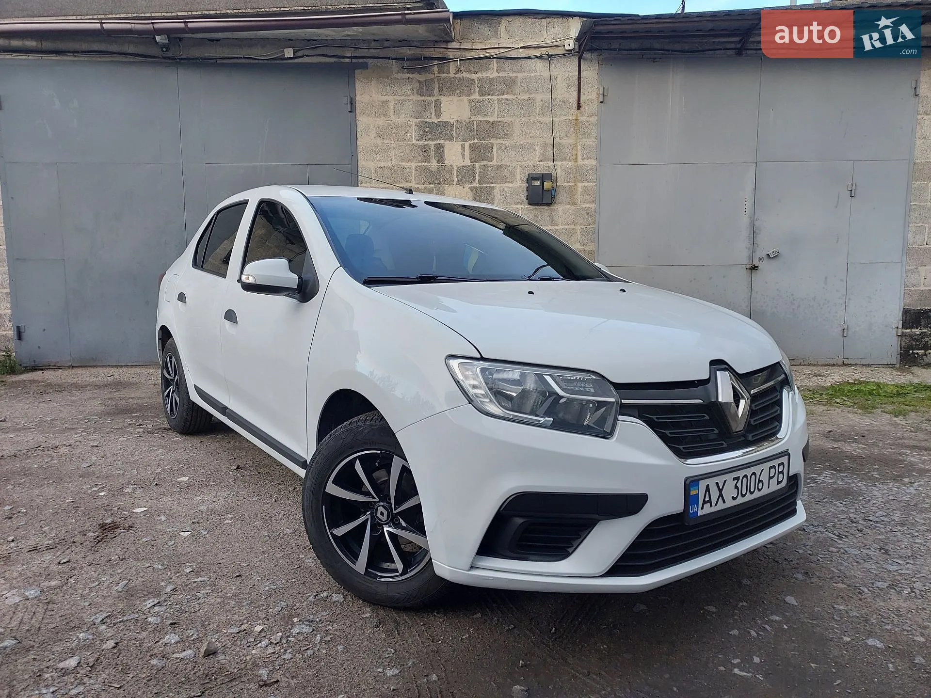 2019 Renault Logan - мініатюра 2