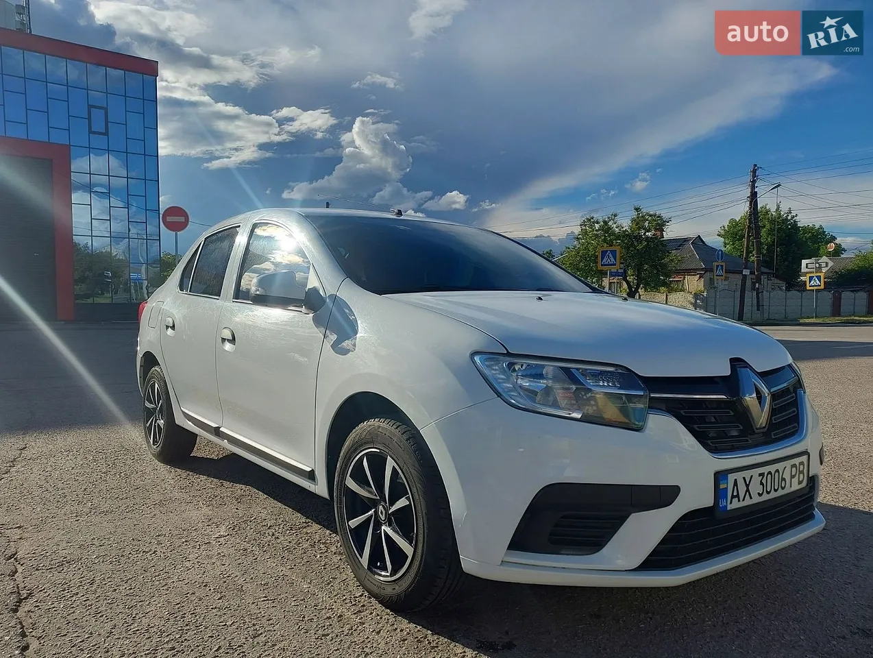 2019 Renault Logan - мініатюра 19