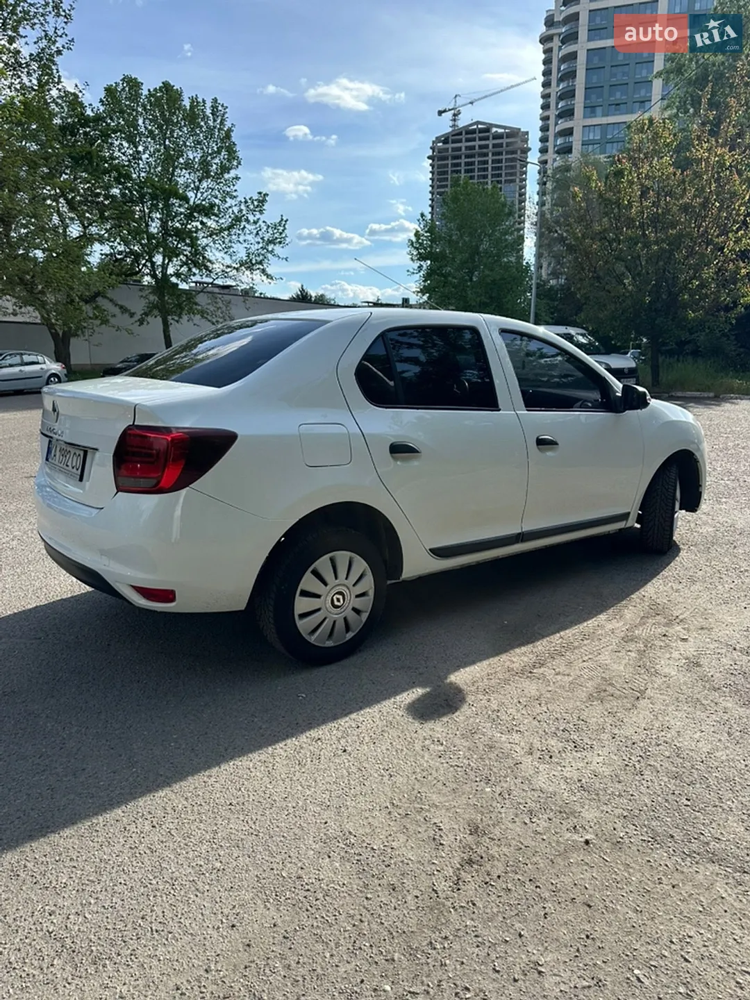 2021 Renault Logan - мініатюра 8