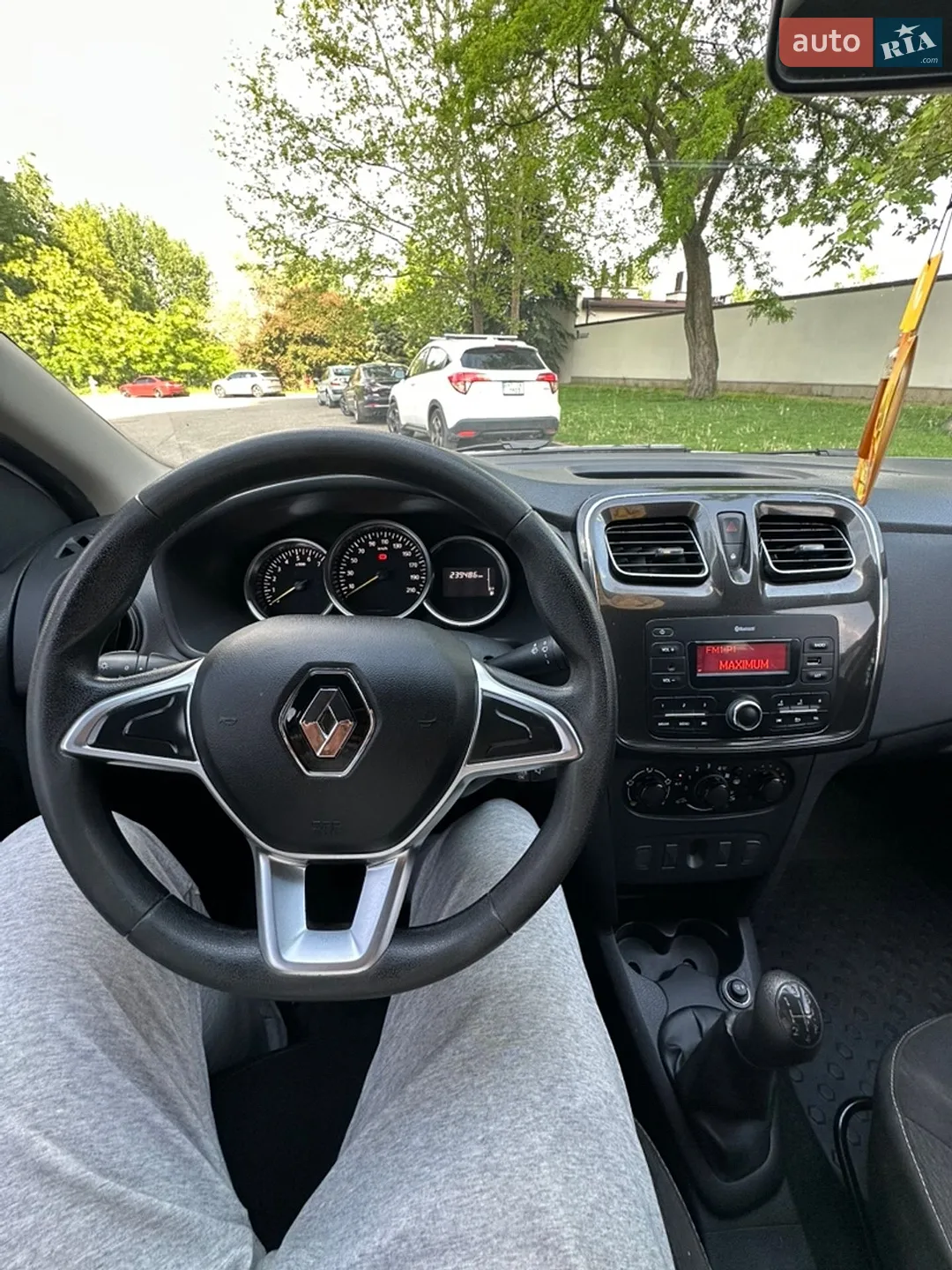 2021 Renault Logan - мініатюра 11