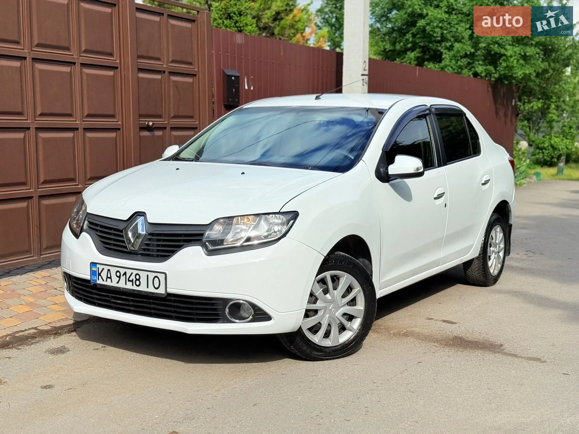 2016 Renault Logan - мініатюра 2