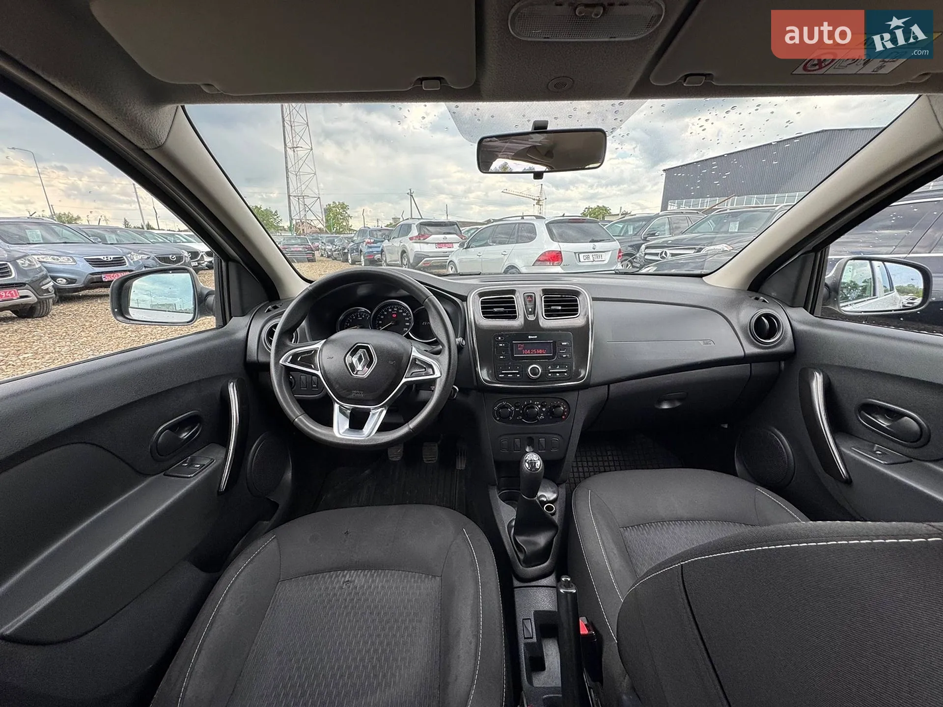 2019 Renault Logan - мініатюра 5