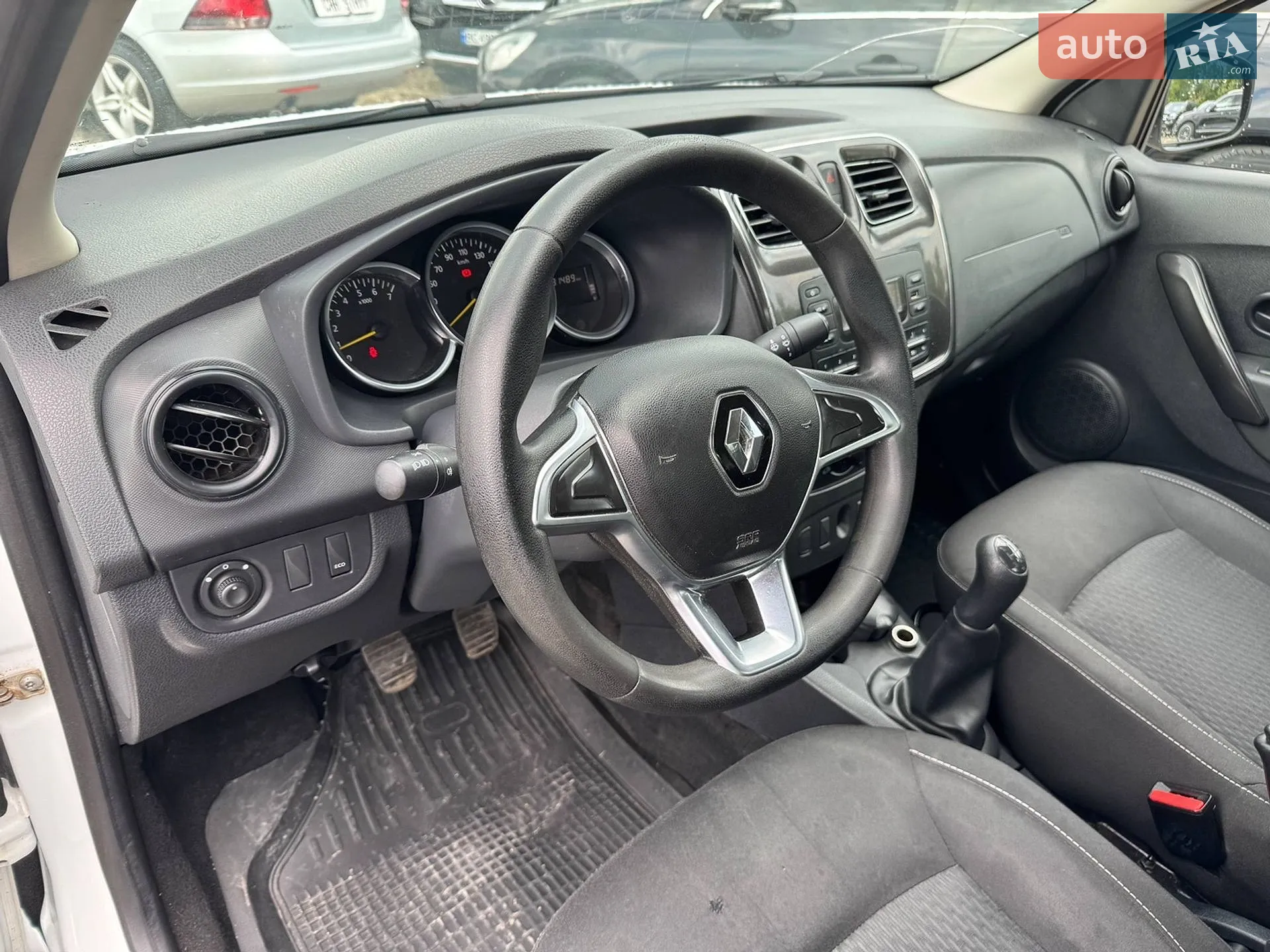 2019 Renault Logan - мініатюра 28