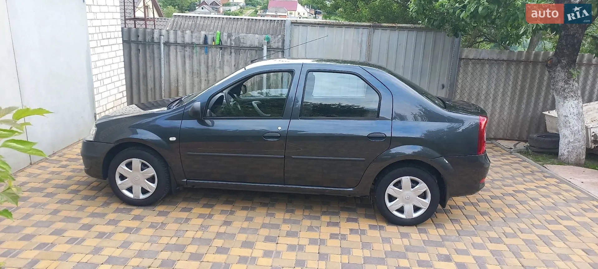 2011 Renault Logan - мініатюра 3