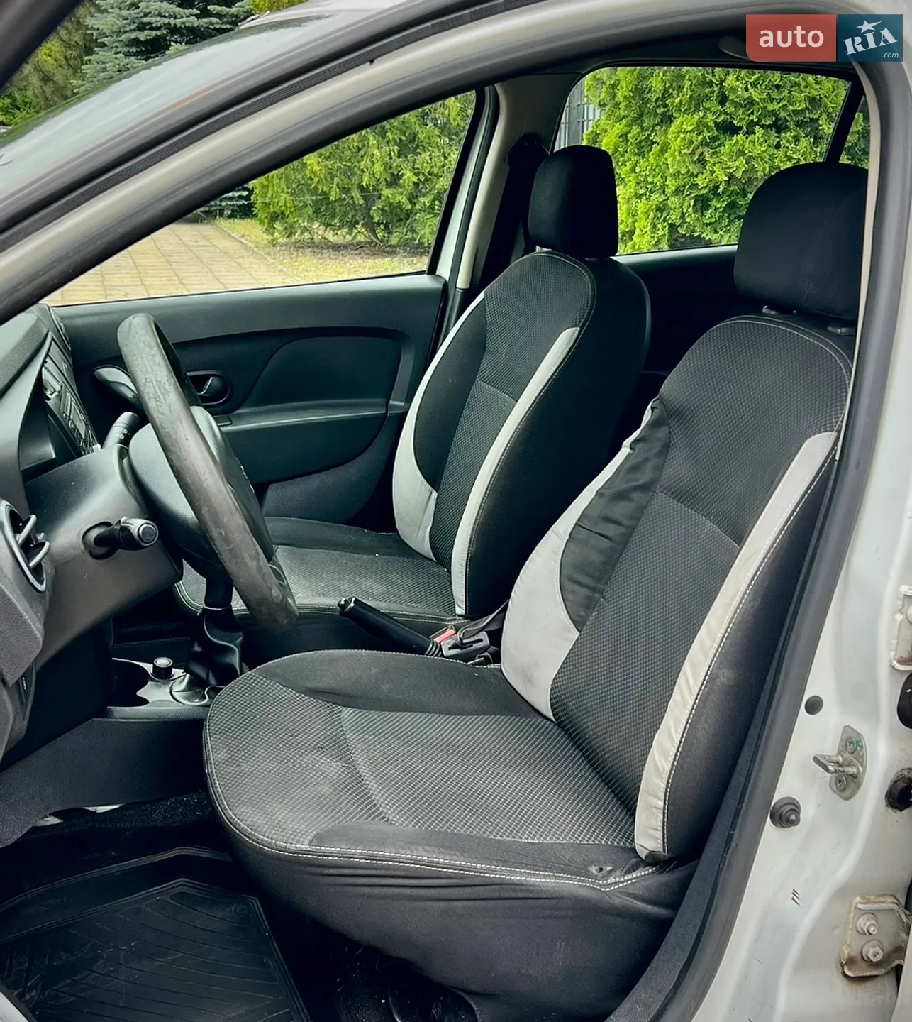 2013 Renault Logan - мініатюра 8