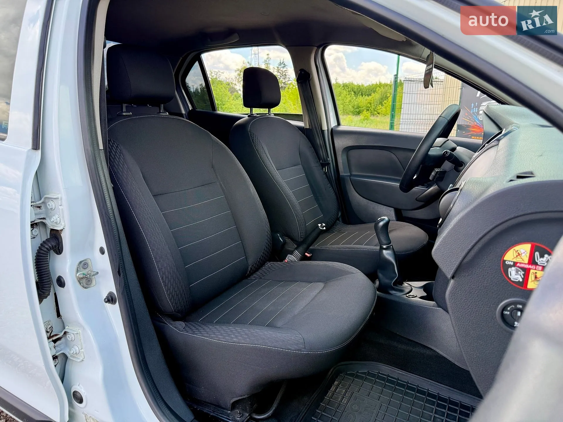 2020 Renault Logan - мініатюра 7