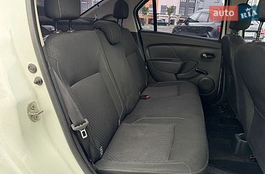 Седан Renault Logan 2017 в Ровно