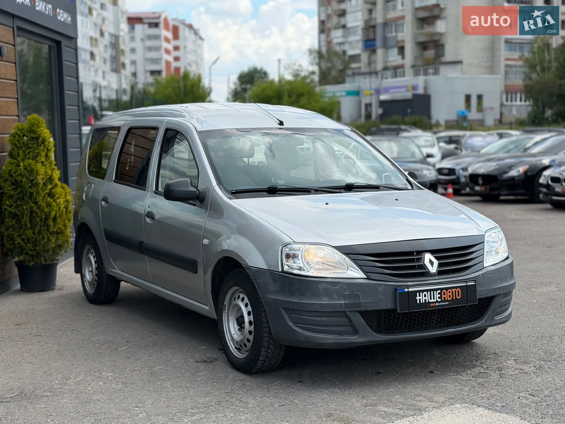 2010 Renault Logan - мініатюра 6