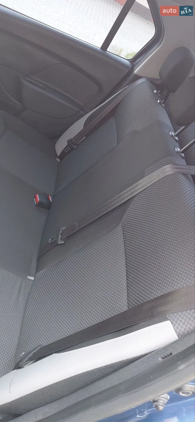 2013 Renault Logan - мініатюра 22