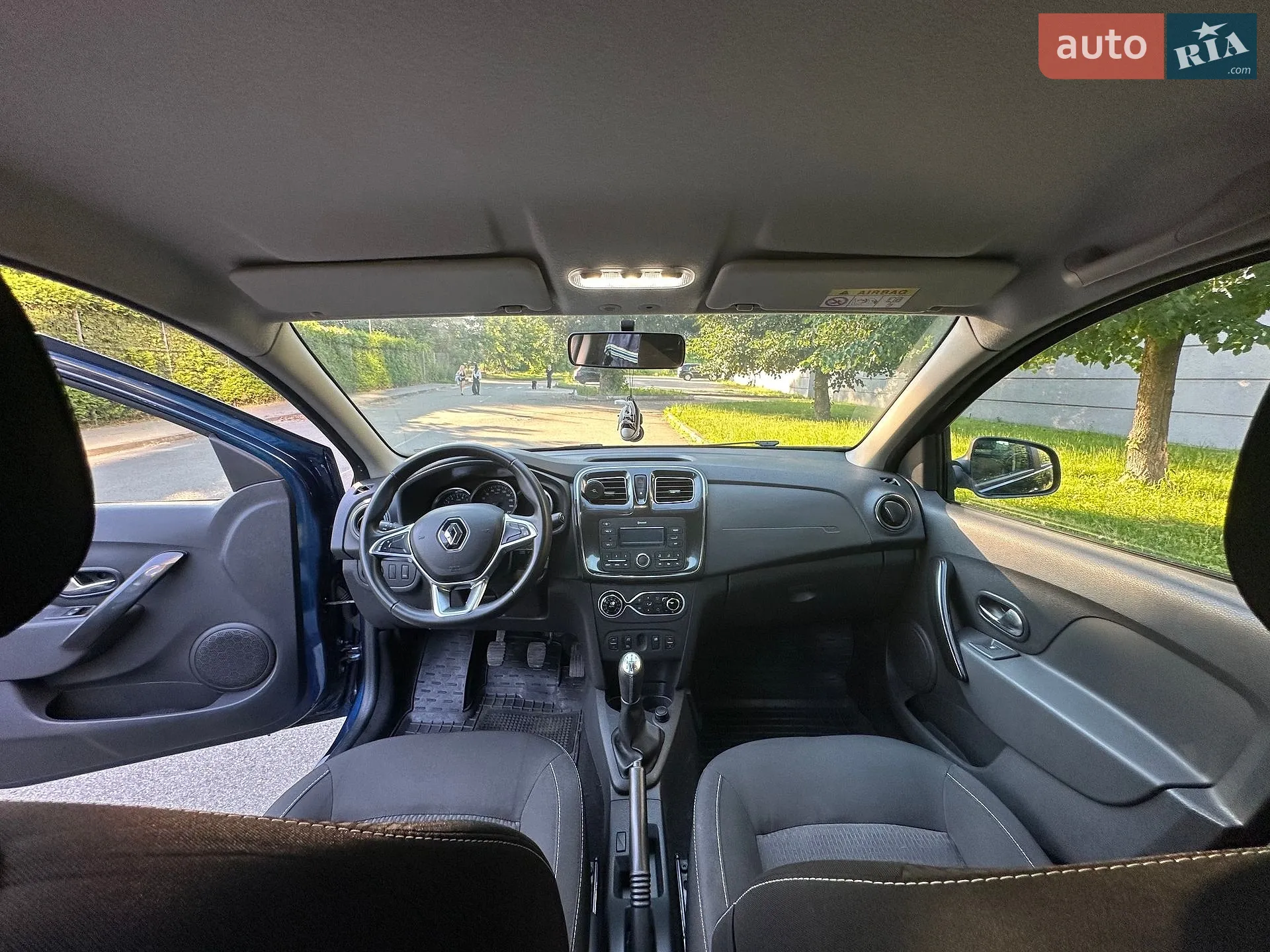 2018 Renault Logan - мініатюра 21