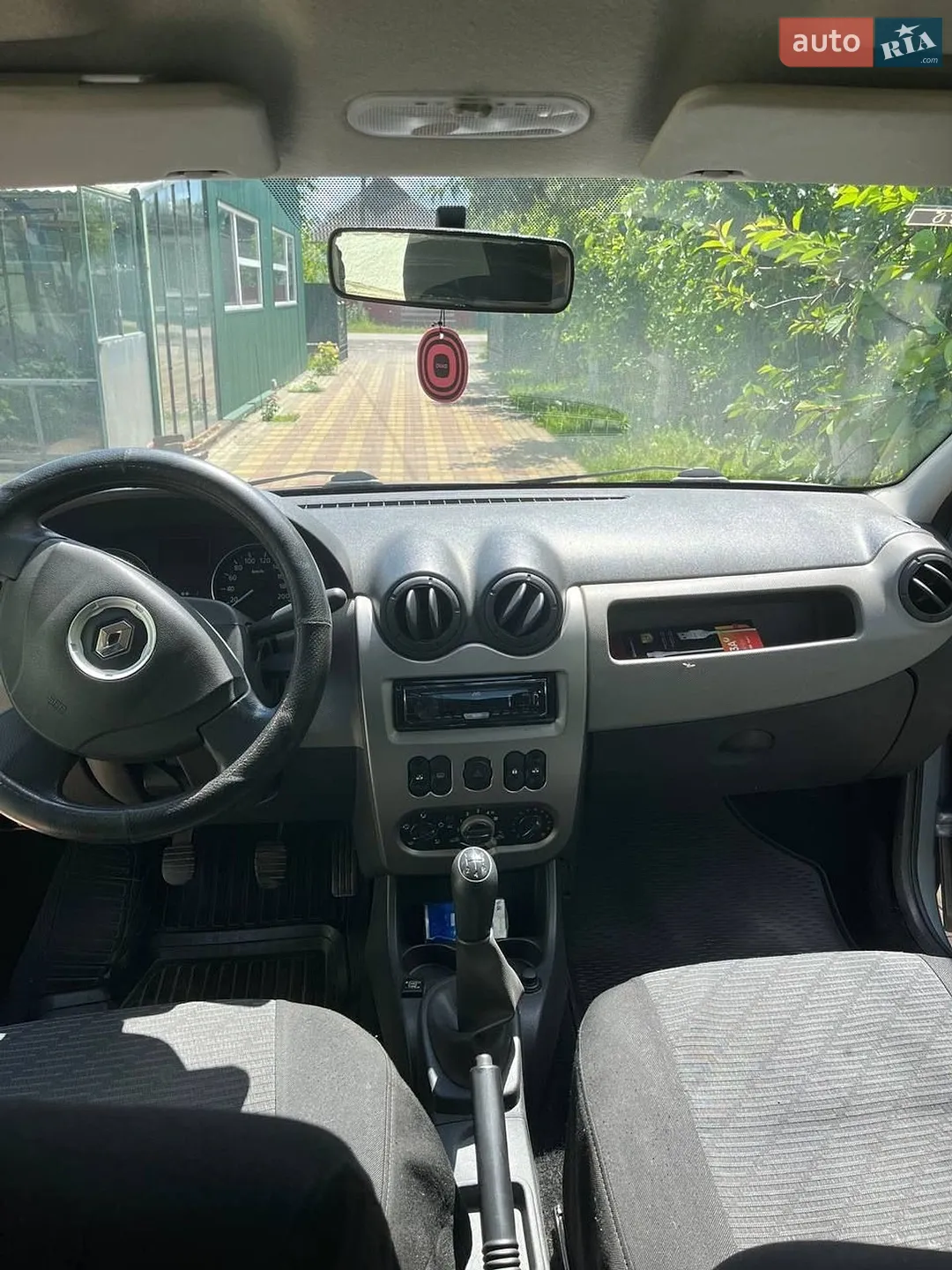 2012 Renault Logan - мініатюра 8