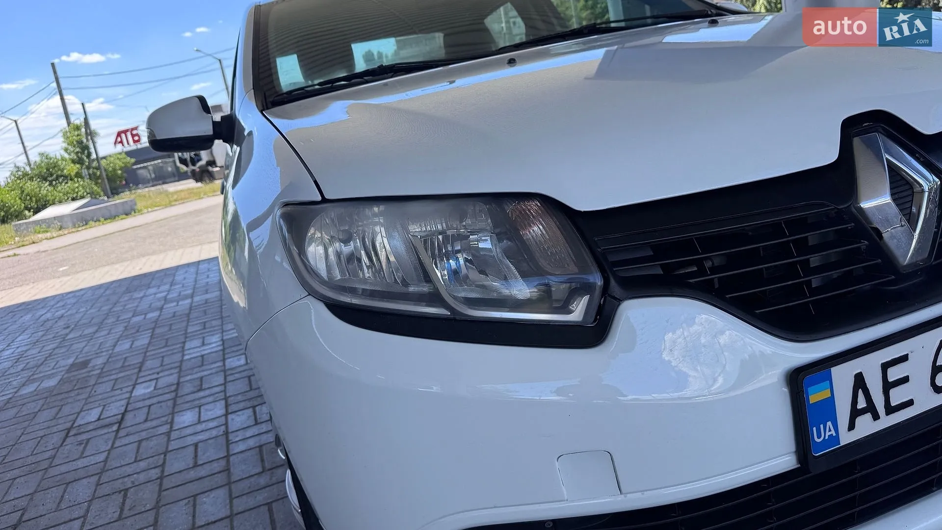 2014 Renault Logan - мініатюра 4