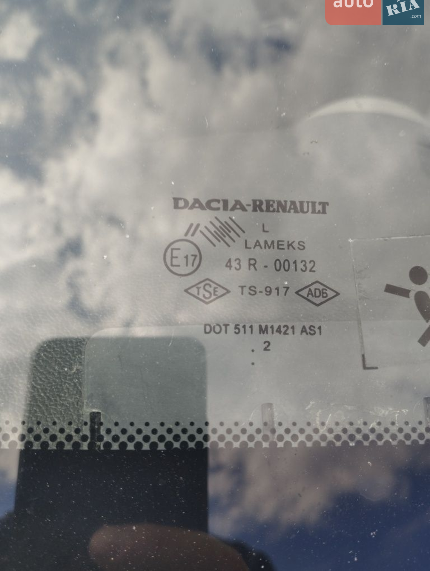 2012 Renault Logan - мініатюра 10