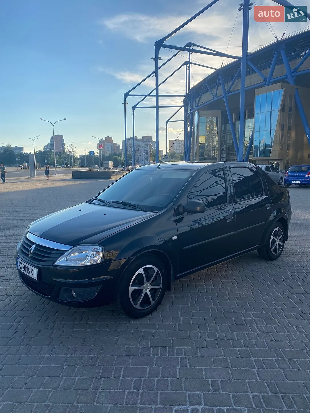 2012 Renault Logan - мініатюра 2